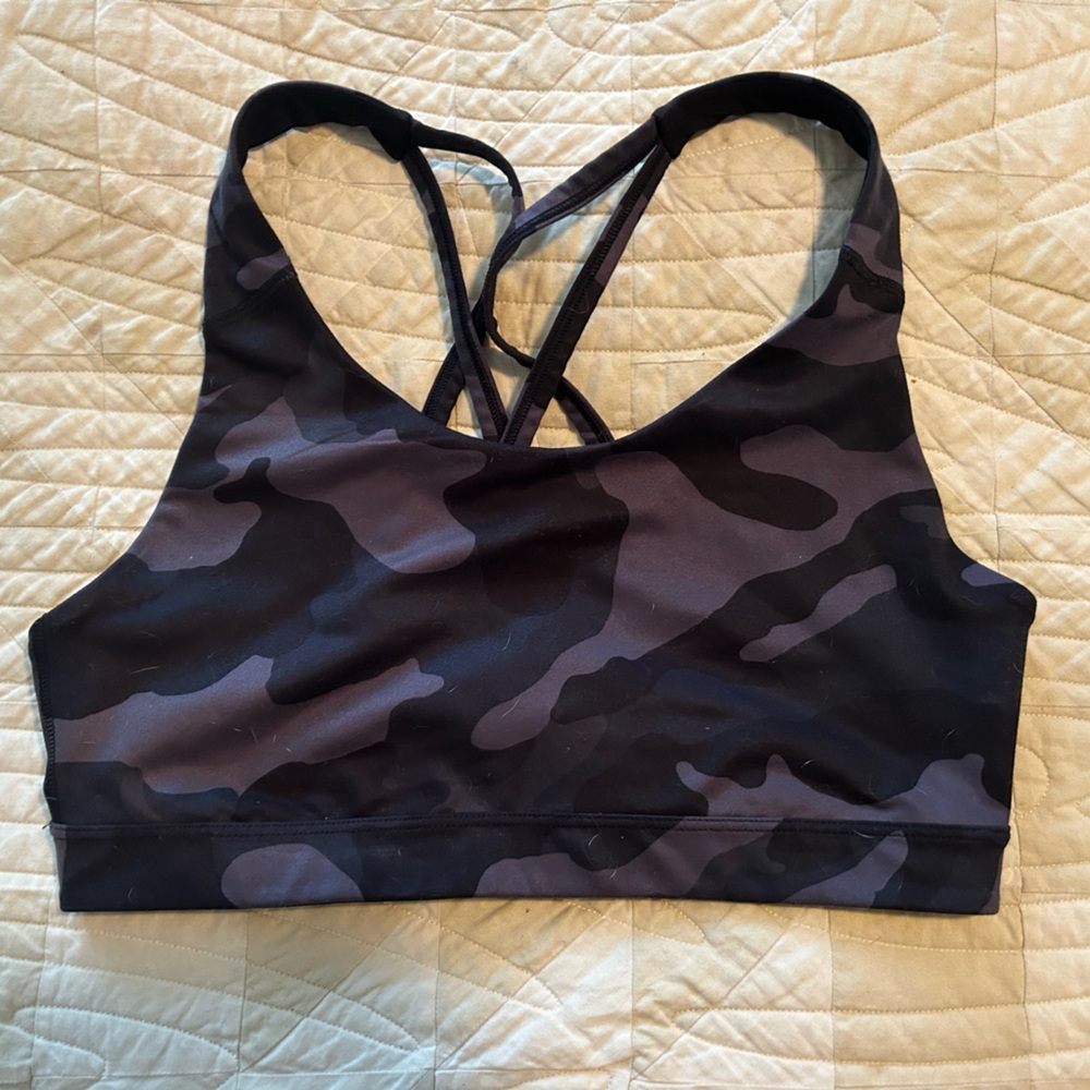 Black camo sports bra